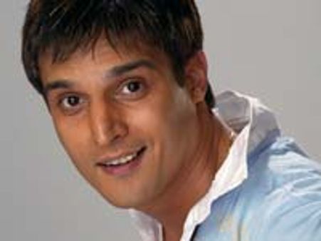 Jimmy finds a brother in Shahrukh