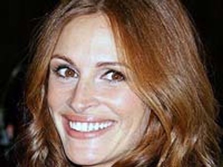 Reliance alliances with Julia Roberts, Brett Ratner