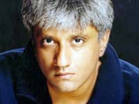 Vikram Bhatt releasing 6 films in a year