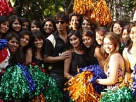 Shahrukh with his Angels