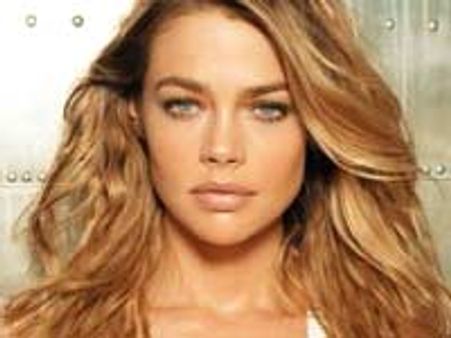 Bond girls Jane, Denise team for comedy film