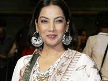 Shabana Azmi wants to star with Smita's son