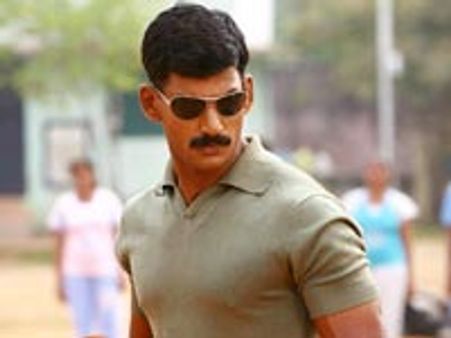 Vishal to romance three ladies