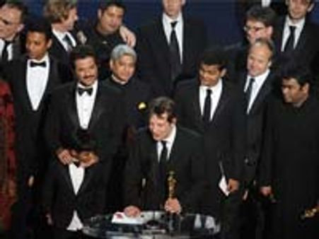 Slumdog Millionaire is 4th highest Oscar-winning film