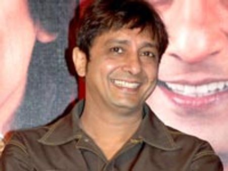 Gulzar, Sukhwinder miss Slumdog Millionaire party