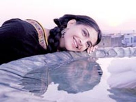 Delhi-6 nets good weekend collections