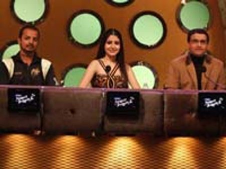 Ganguly, the umpire for SRK's Angels