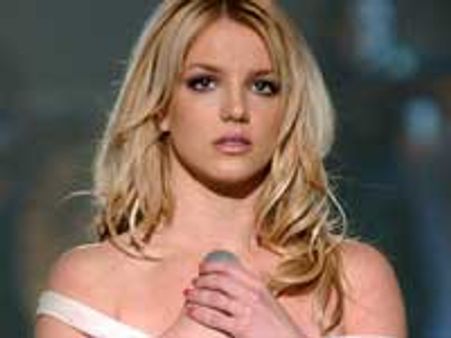 Britney's family thrilled about her 'Circus' tour