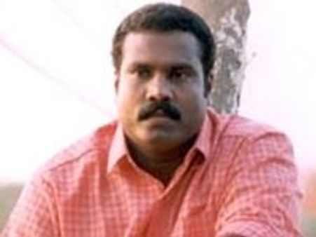 Pakida Pakida Panthrandu, a laughter riot