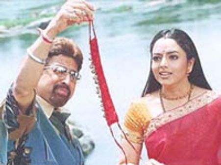 Nagavalli is back to seek her love