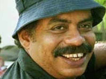 Sathyan Anthikad bags 1.6 crore