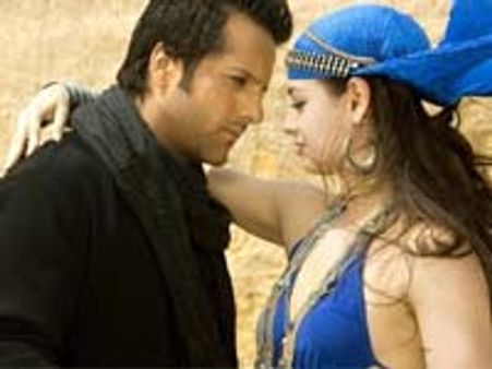 Sholay makers serve legal notice to Jai Veeru