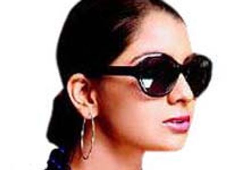 Madhuri is back to conquer Sandalwood