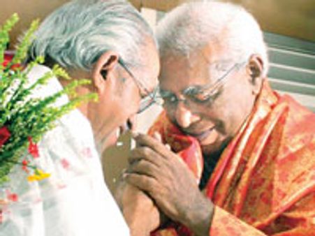 Thilakan honoured on World Theatre Day