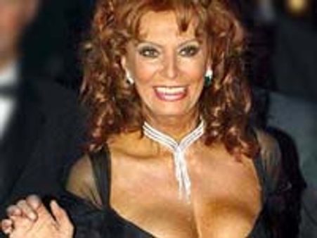 Sophia calls for beatification of late Pope