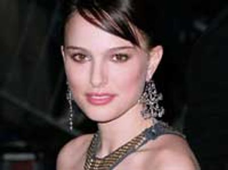 Natalie Portman can't get out of Star Wars