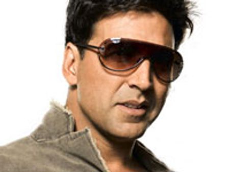 Akshay completes flop hat-trick