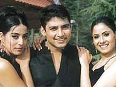 Pal Pal Dil Ke Saath Review