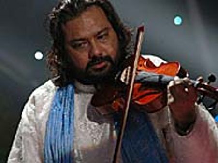 Ismail denies affair with Poonam Yadav