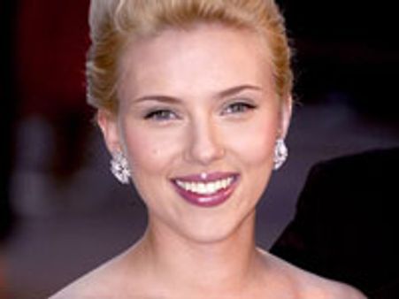 Scarlett Johansson denies exercise rumours on web
