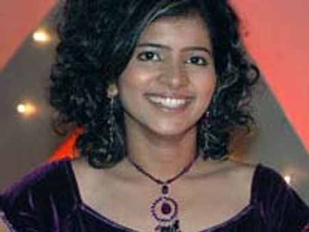 Poonam Yadav denies attempting suicide