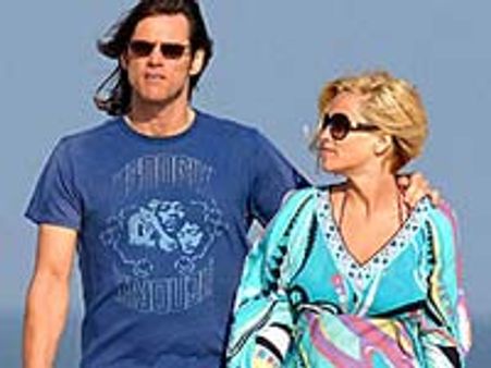 Jim, Jenny had their families fall for fake proposal