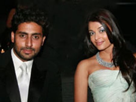 Abhi-Ash celebrate 2nd wedding anniversary