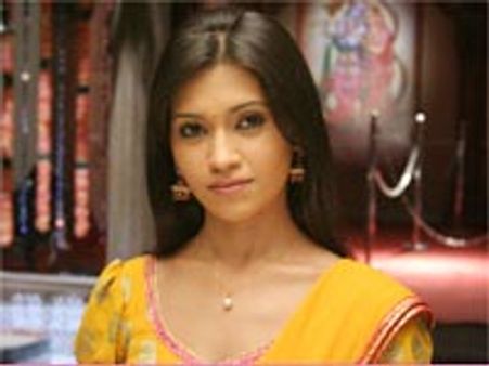 Parakh Madan plays real in reel life