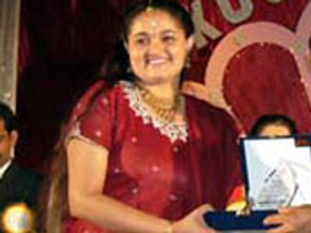 Anuradha ignored on Savaari audio cover