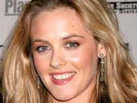 Alicia Silverstone spoofs traditional views on marriage