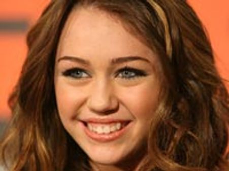 Miley Cyrus denies getting back to Nick Jonas