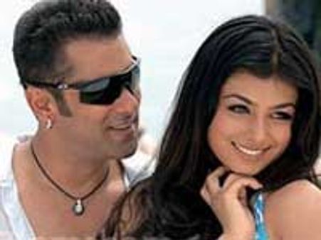 Salman lends his voice for Wanted Death And Alive