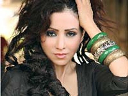 Mreenal Deshraj becomes half her size