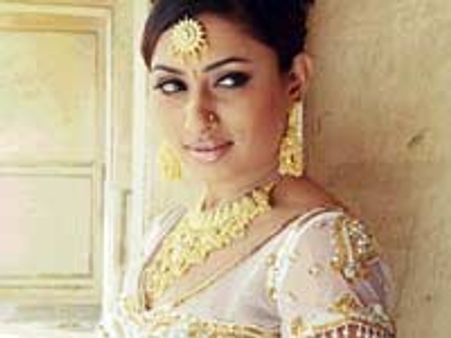 Malavika all set to enter small screens