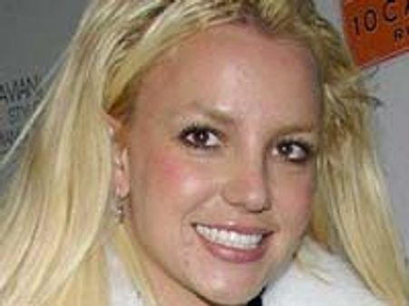 Britney to splash £15k on oxygen chamber!