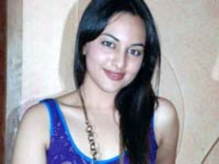 Sonakshi says no to Salman