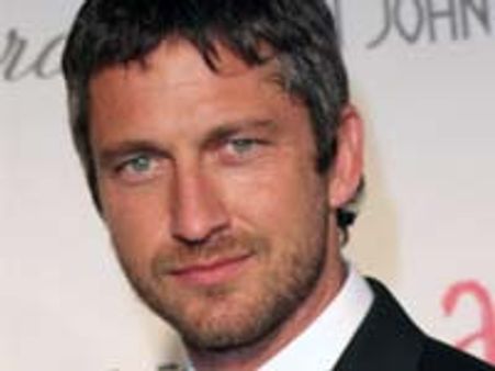 Gerard Butler impresses Bollywood stars