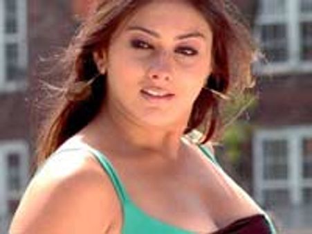 Namitha pins hopes on Jagan Mohini!