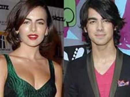 Joe Jonas looking for a love nest