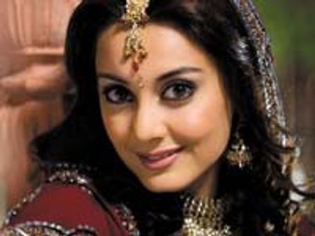 Minissha excited to work with Shyam Benegal