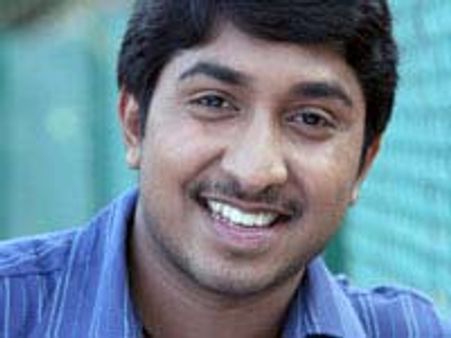 Vineeth to wear director's hat