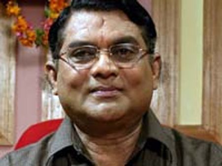 Jagathy makes one more attempt at direction