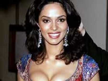 Mallika to be paid 50 lakhs to appear on 10 Ka Dum