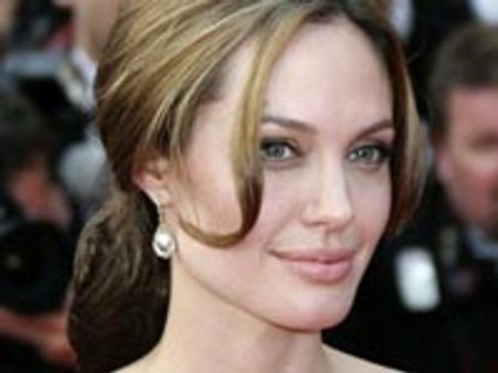 Angelina Jolie is house hunting in Portugal
