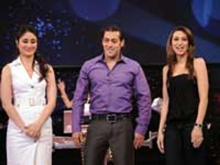 Kareena-Karisma rock 10 Ka Dum