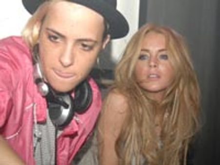 Lindsay Lohan stalking ex-flame Samantha?