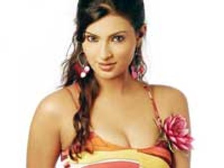 Sayali Bhagat demands meaty roles