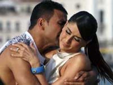 Pammal K Samantham is Kambakkht Ishq