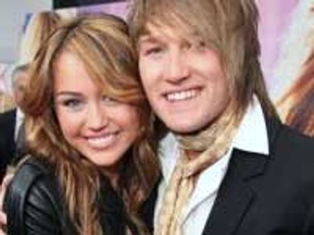 Miley Cyrus dating Son of Dork member