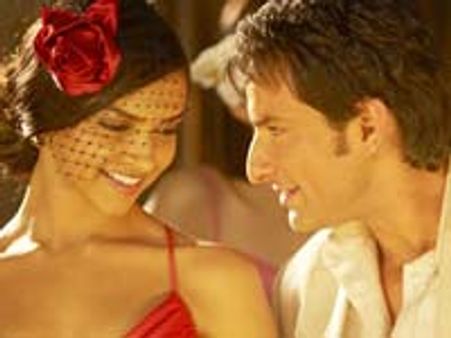 Deepika kissing Saif?